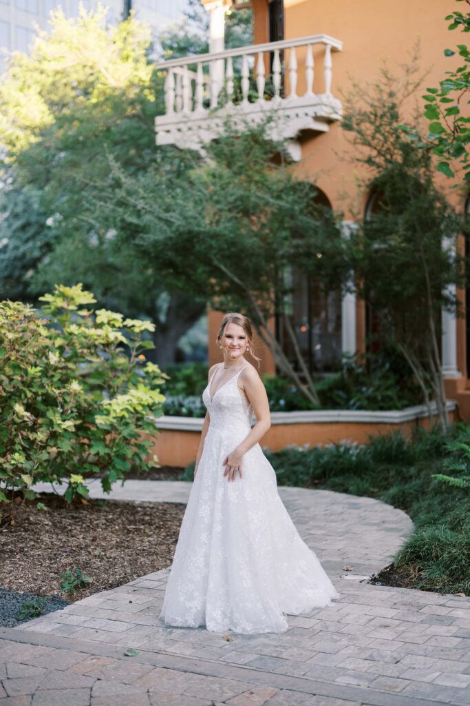 bridal portraits at the rosewood mansion 